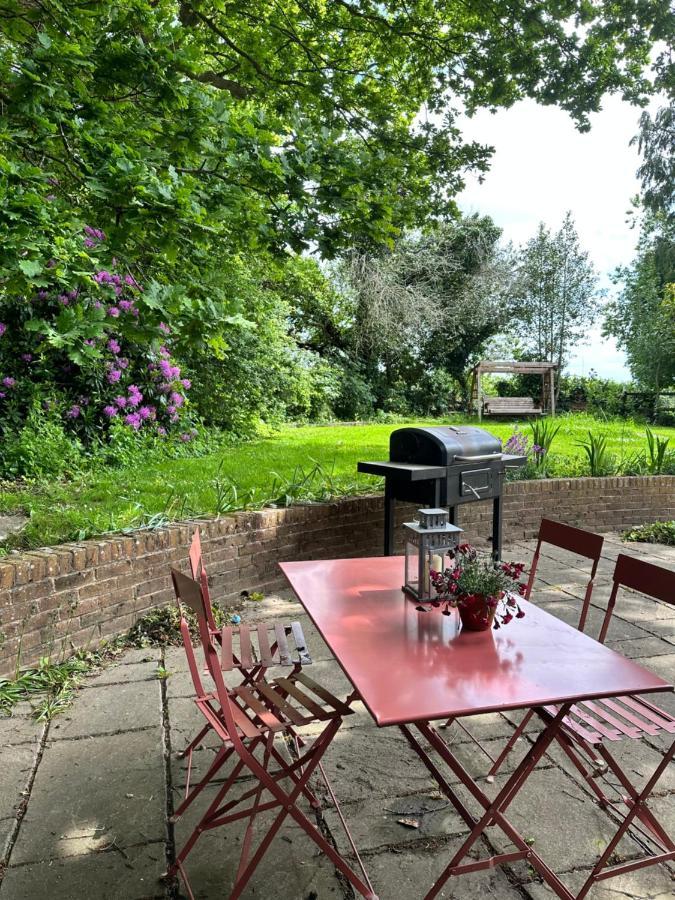 Peaceful Cottage With Private Garden Hailsham Extérieur photo